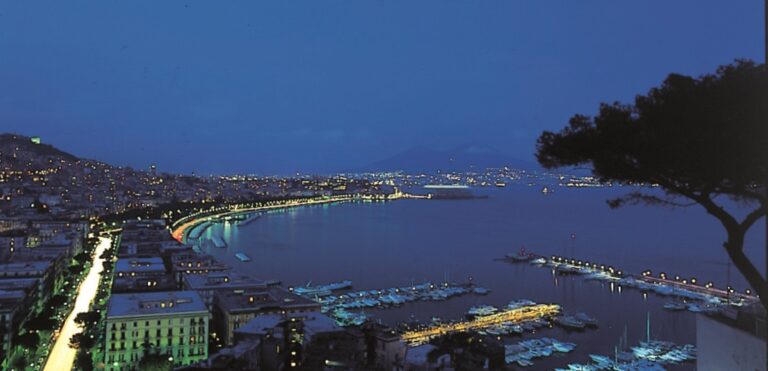 lungomare_naples.